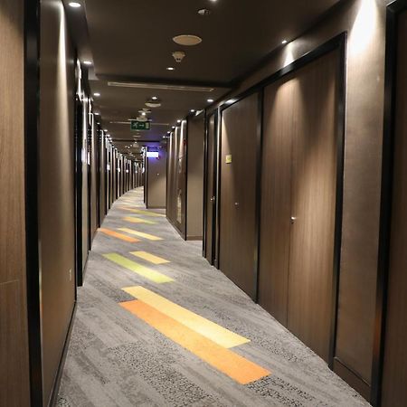 Abu Dhabi Airport Hotel T1 International Departures エクステリア 写真