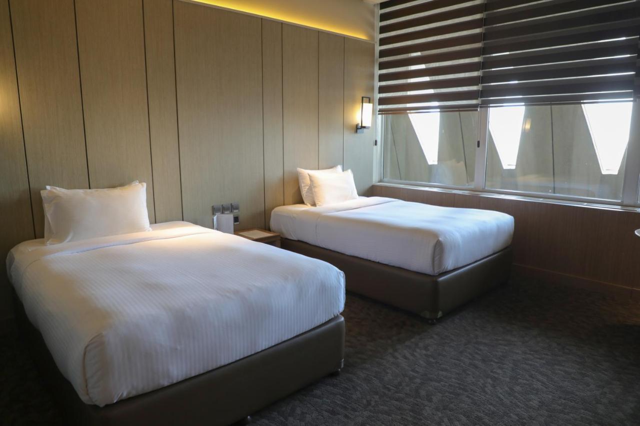 Abu Dhabi Airport Hotel T1 International Departures エクステリア 写真